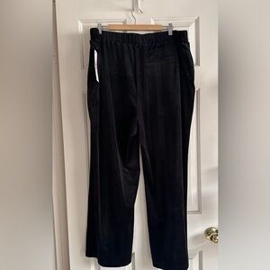 NWT Calvin Klein Velvet Black Wide Leg Pants Elegant Pleated Design 1X